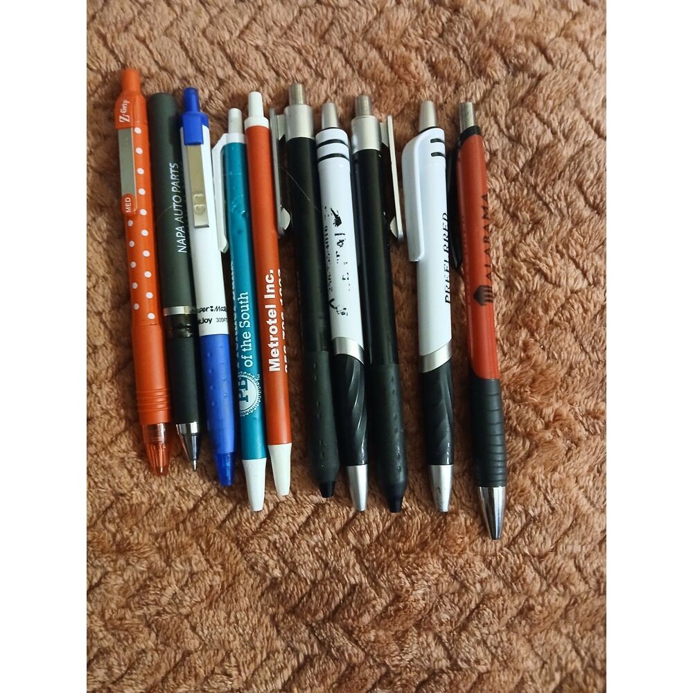 Lot of 10 assorted ballpoint and promotional advertising pens.